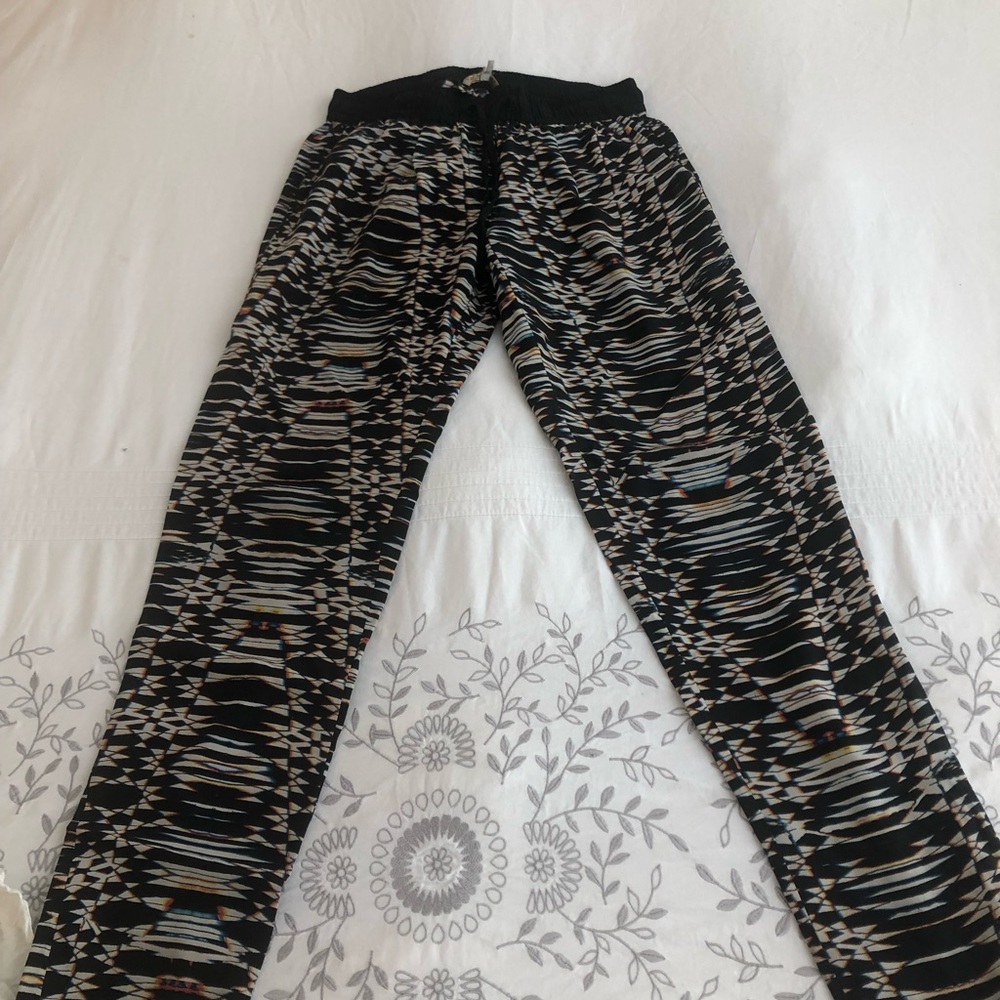 Printed pants